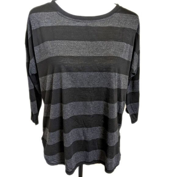 Calvin Klein Performance black & gray horizontal striped 3/4 sleeve T-shirt M - Picture 1 of 8